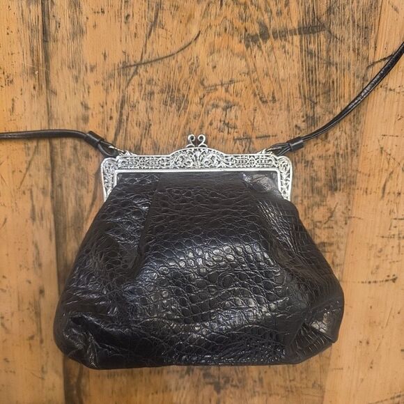 BRIGHTON Vtg Black Embossed Leather Bag Silver Kiss Lock Gothic Romantic Purse - Picture 1 of 8